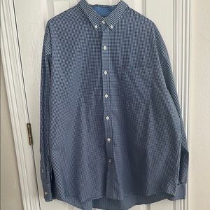 Izod Men's Blue Checkered Shirt